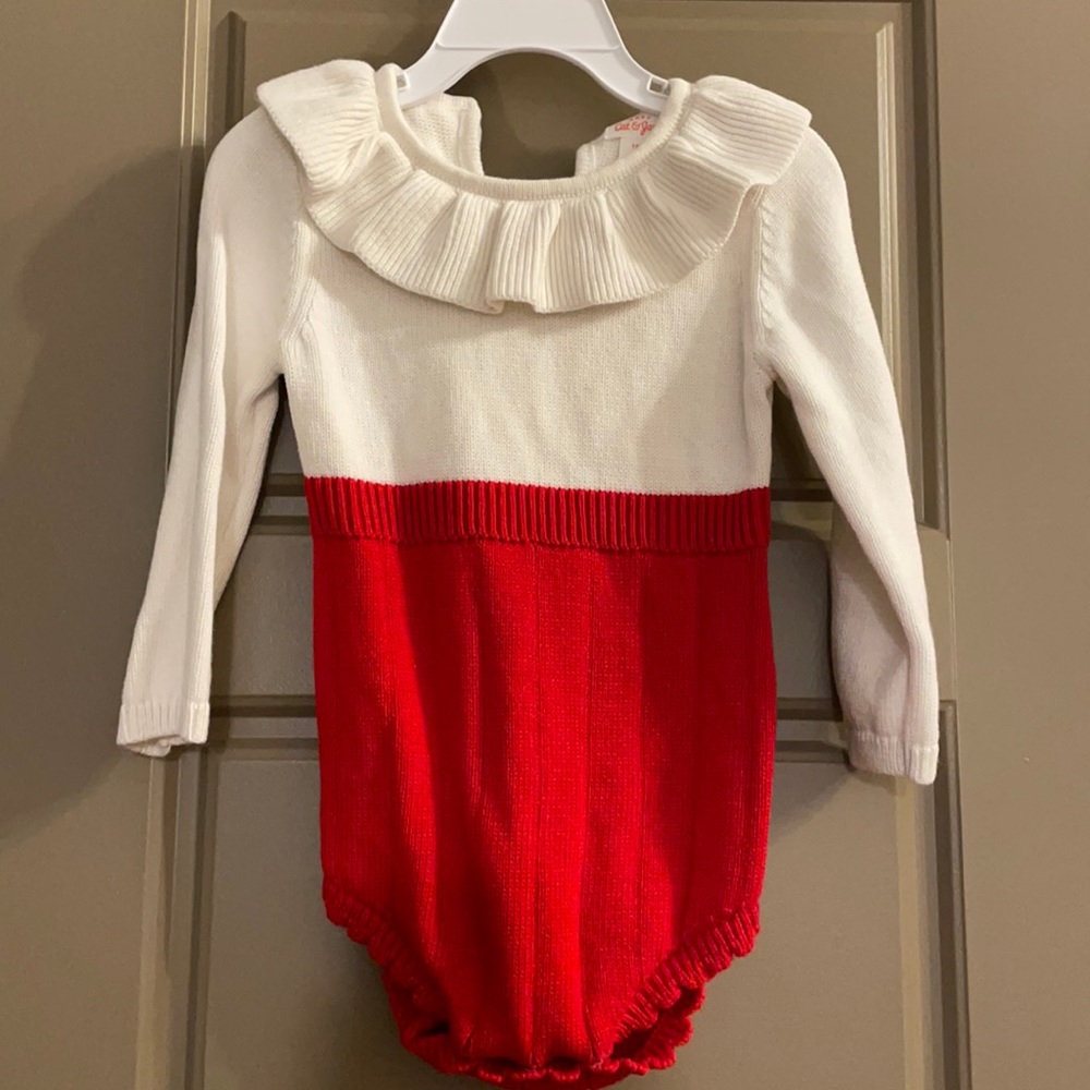 Cat & Jack | size 18m | onesie long sleeve